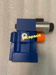 Rexroth R900906285 DBW10B2-52/315-6EG24N9K4 brand new relief valve R900906285