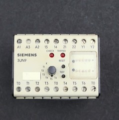 Siemens Safety Relay 3UN9102 220V/110V 50/60Hz Used