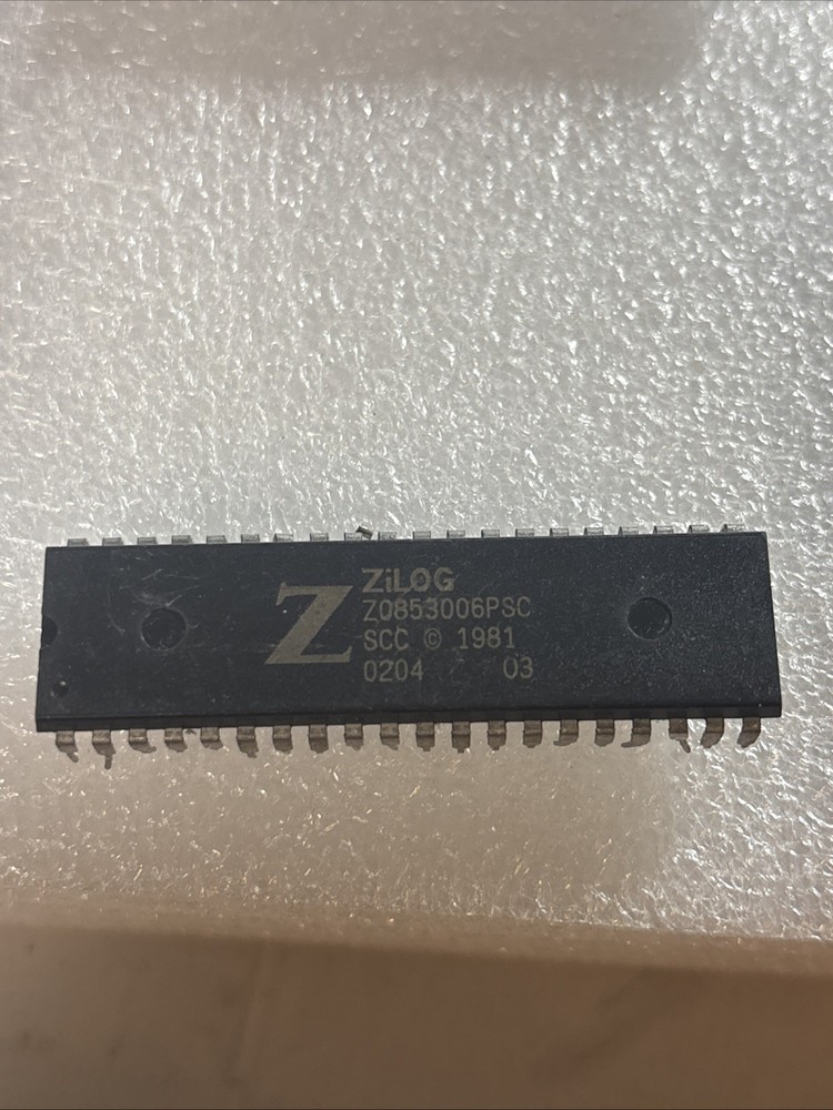 Zilog 1981 Z0853006PSC SCC 40-Pin Serial Controller IC Chip @CPUAA