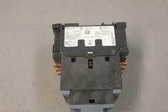 SIEMENS CONTACTOR 3RT2037-1SB30