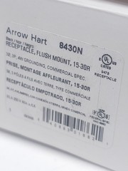 Eaton Arrow Hart 8430N Flush Mount Receptacle 15-30R 3-Pole 3-Wire NEW