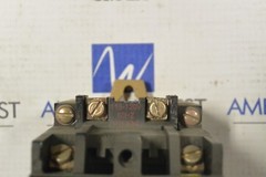 ALLEN BRADLEY RELAY 700-P200A1 SER B TYPE P DIRECT DRIVE