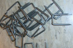 25 Steel 9/16″ x 1 1/4 ELECTRIC CABLE STAPLES 12/3 to 10/3 Romex BRISCON SN100