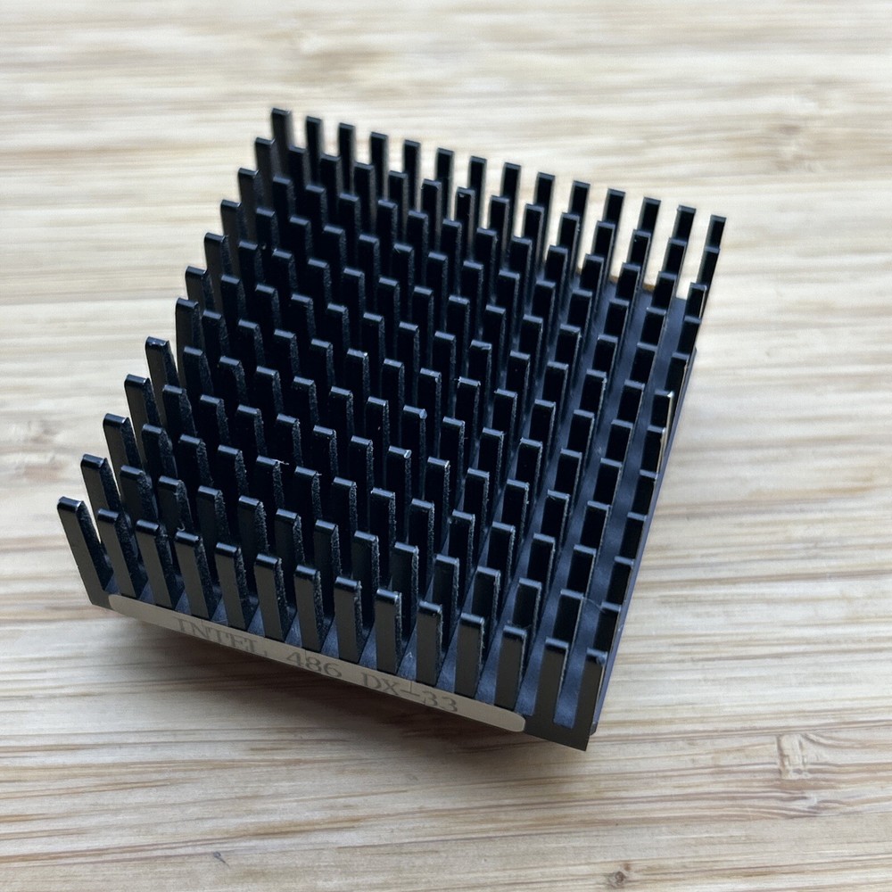 Intel 486 DX 33MHZ with Heat Sink A80486DX-33 i486 CPU Processor Vintage Rare