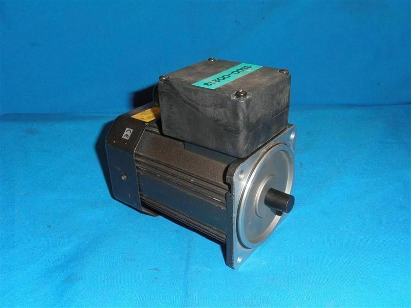 Pansaonic M9MC90GKP4W1 Servo Motor 50Hz 220V 0.70a
