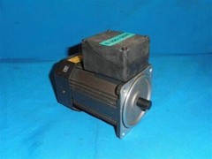 Pansaonic M9MC90GKP4W1 Servo Motor 50Hz 220V 0.70a