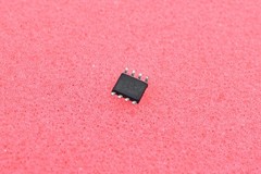 49 Vishay / Siliconix Analog Switch IC SMD/SMT DG9431DY 1 Channel 30 Ohms