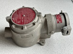 NEW Cooper Crouse-Hinds FSQC2430SAS4 Interlocked Receptacle Explosion Proof 3R