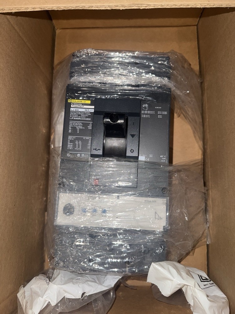 NEW Schneider Square D PowerPact L LJF36400RU33XABSK 400A 3 Pole Breaker