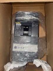 NEW Schneider Square D PowerPact L LJF36400RU33XABSK 400A 3 Pole Breaker