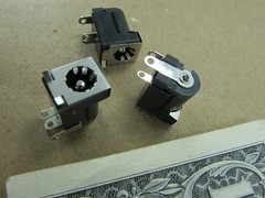 20 Kycon 2.5MM PCB Power Inlet Receptacles, Connectors KLDX-0202-B-PS 3.5A 24V