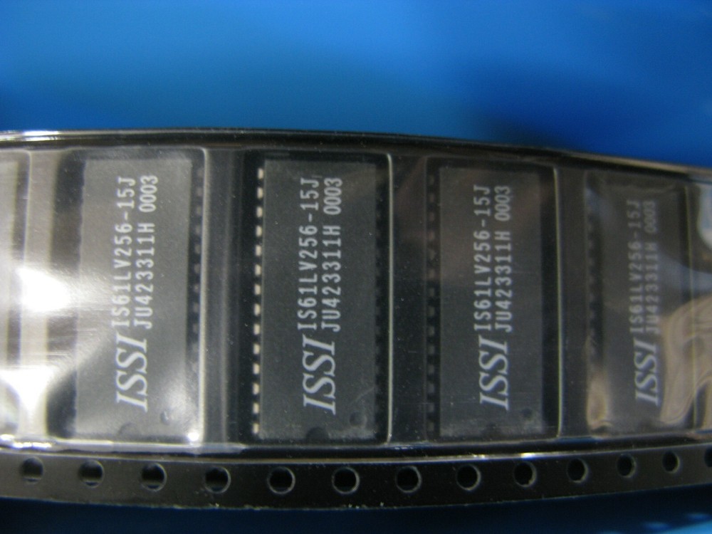 5pcs IS61LV256-15J 32Kx8 256K SRAM Low Voltage CMOS Static Ram 28pin SOJ ISSI