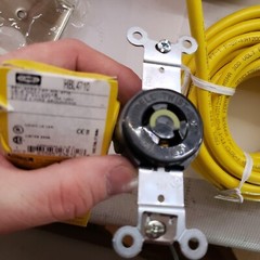 531-SWHOXG Line Master Hercules Foot Switch, & HBL4710 Outlet & Plate