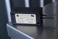 Electrocube RC Network RG1676-13 Surge Suppressor 1PH 0.47 µF 200 Ohm 480VA 1W