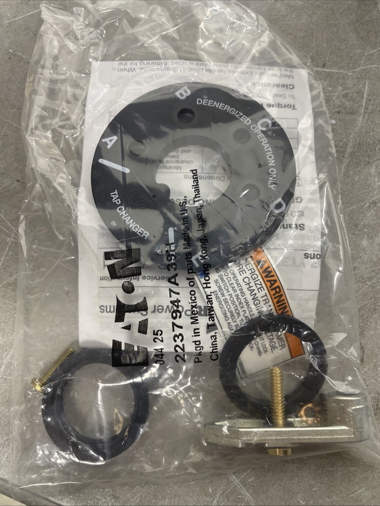 eaton 2237947a39h Eaton Cooper Power series lever handle hardware kit For 100A
