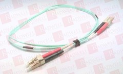 CABLES TO GO 33045 / 33045 (NEW IN BOX)