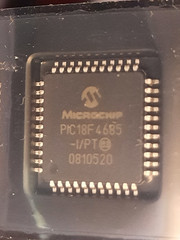 1X PIC18F4685-I/PT MCU 8-BIT PIC RISC 96KB FLASH 5V 44-PIN TQFP TAPE/R IC MCU 8B