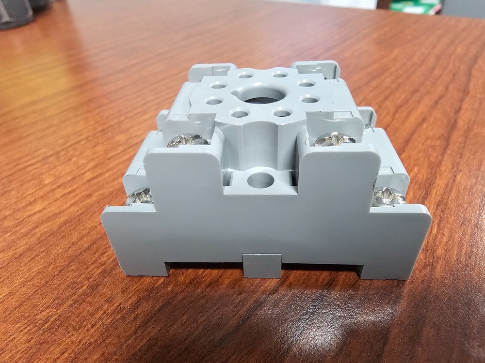 5 TE Connectivity Potter & Brumfield 27E122 RELAY SOCKETS 8 POS CHASSIS MOUNT