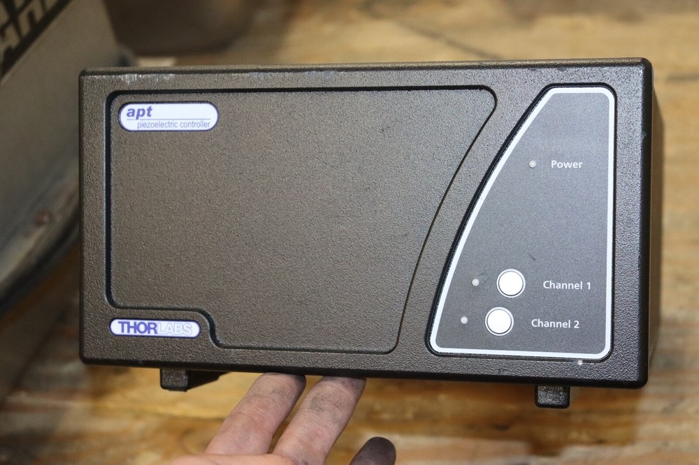 THORLABS APT PIEZOELECTRIC CONTROLLER P7BPC002