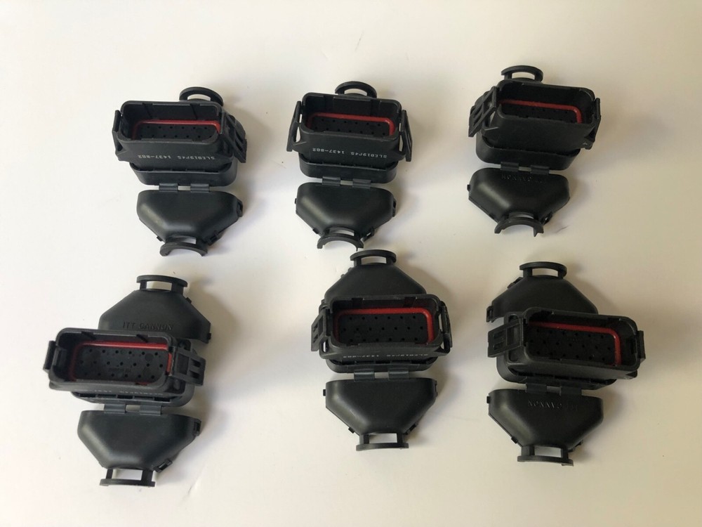 ITT Cannon 130408-0000 Rectangular connector SLEB19P-4S 6 pcs.