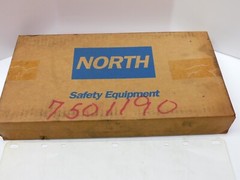 LOT OF 25 NORTH 60007 NON-CONDUCTIVE FACE SHIELD WINDOWS 0.55″ X 8″ CLEAR