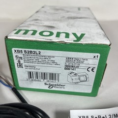 SCHNEIDER ELECTRIC XB5S2B2L2 / XB5S 2B2L2 (NEW IN BOX)