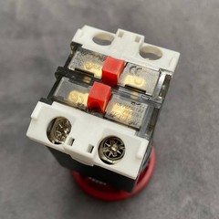 1Pc Emergency Stop Switch Button 10A 250V 600V IP65 for Kacon B30-81L