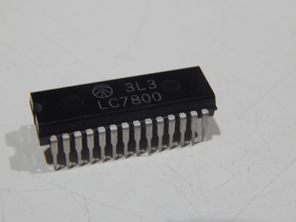 ORIGINAL SANYO LC7800 DIP IC – USA SELLER FAST SHIPPING