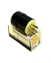 Leviton 2421 20 Amp 250 Vac 3 PhaseLocking Plug (New)