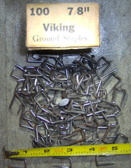 Vintage 100 count 7/8″ Electric Ground Staples Viking