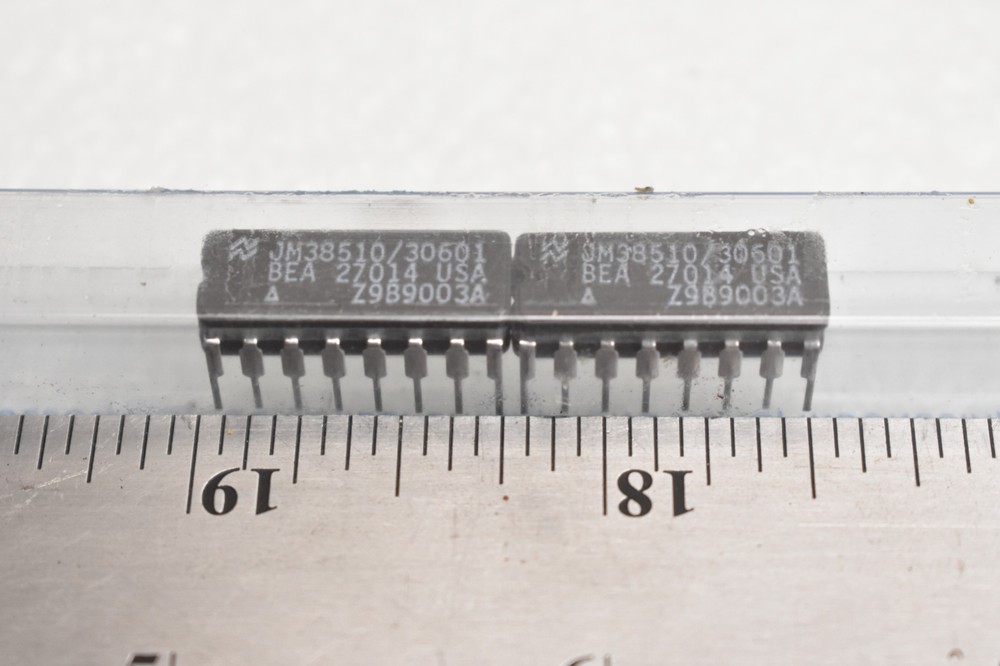 TEXAS INSTRUMENTS JM38510/30601 16 PIN INTEGRATED CIRCUIT BEA 27014 USA Z9B9003A