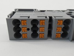 Phoenix Contact 3002369 Potential Collective Terminal PT 2X10/9X4 1000V – NEW…