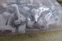 Gardner Bender PS-75, Plastic Staples 3/4″, pkg of 50, 14/3 white