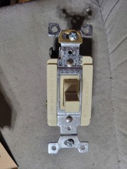 Cooper Arrow Hart AH1993I 20A 120/277V 3 Way Fed Spec W-S-896E Ivory Switch