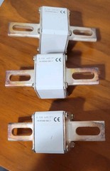 Mersen Ferraz Protistor Semiconductor Fuse B300036 700V AC 700A Lot of 3 !