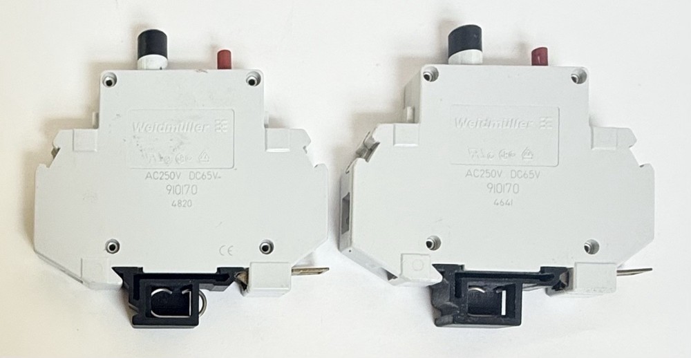 Weidmuller Circuit Breakers 910170, 3A, AC250V, DC65V – LOT OF TWO