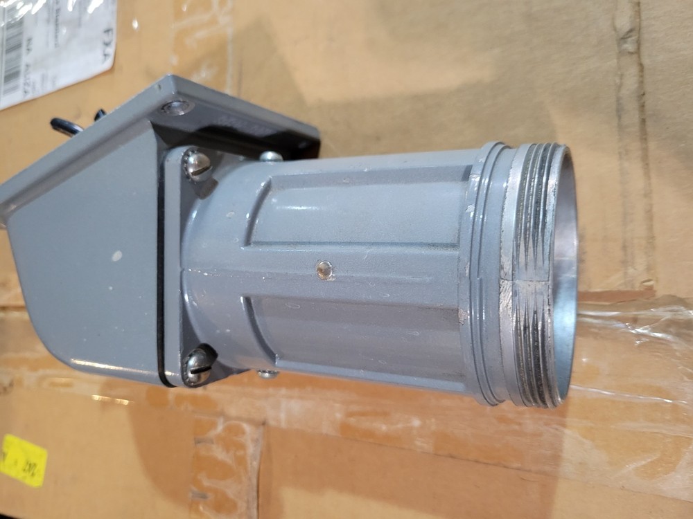 Thomas & Betts 7324-78 Receptacle 60A, 250v600vac wJAA6-AB6 Base Angle Adapter