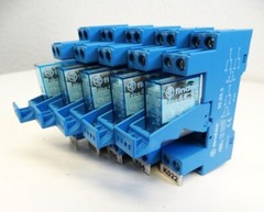 Finder 44.52 6A 250V Relay & Finder 95.85.3 Relay Socket Pack of 5 -used-
