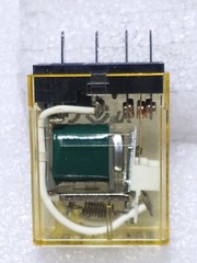 2 Pcs.- IDEC RH1B-U-DC24V SPDT Contact, 24 VDC Compact Power Relay
