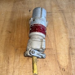 Cooper CROUSE-HINDS CPH7713 ARKTITE PLUG FOR HAZARDOUS LOCATION **Used**