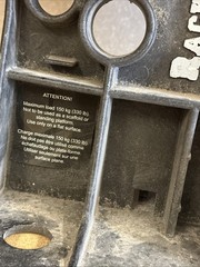 Black Wire Dispenser Rack a Tiers