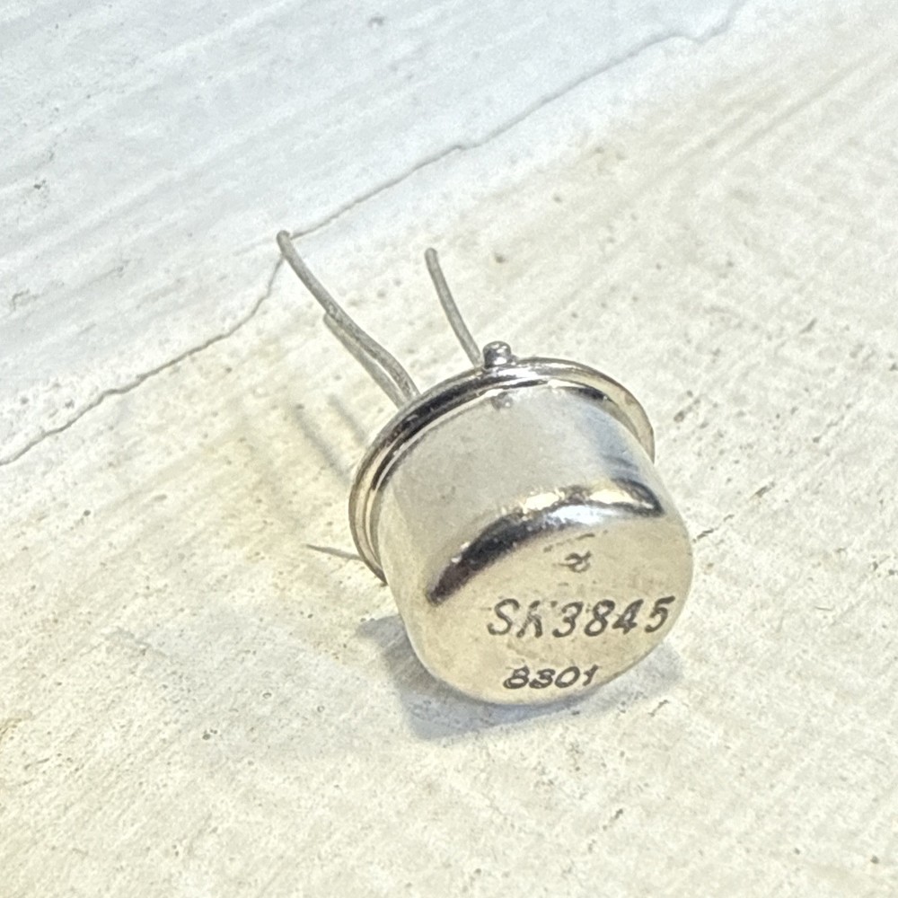 NEW SK SK3845 Semiconductor 3 Lean Metal Can Top Hat SK-3845 SK3B45 NNB