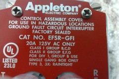 Appleton Electric EFSR-GFI 125VAC 20 A GFI Cover Receptacle & Box