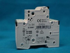 Siemens 5SY43 MCB B20 5SY4320-6 Circuit Breaker New Open Box