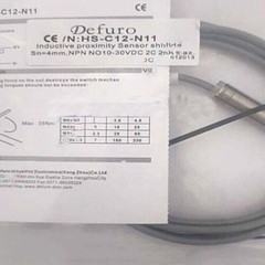 1PCS New For Defuro proximity switch HS2-C12-N11 sensor 10-30VDC 200mA