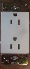 Pass & Seymour 15 Amp 125 Volt Duplex Receptacle Outlet Light Almond Lot of (9)
