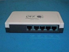 ZIO ZIO-SW500 Fast Ethernet Desktop Switch HUB