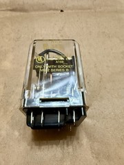 Square D 8501KX12V36 RELAY DPDT 15A 12V AC NEW WITHOUT BOX