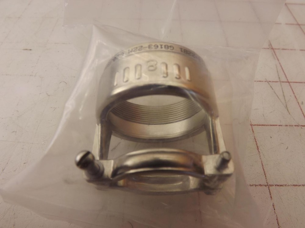 GLENAIR M81511/13-22B1 G8163-22M CIRCULAR STRAIN RELIEF T34056