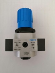 1PCS New For LR-1/4-D-O-MINI 162591 Pressure Reducing Valve